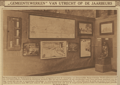870446 Afbeelding van de stand van de dienst Gemeentewerken Utrecht op de 14e Nederlandse Jaarbeurs in het ...